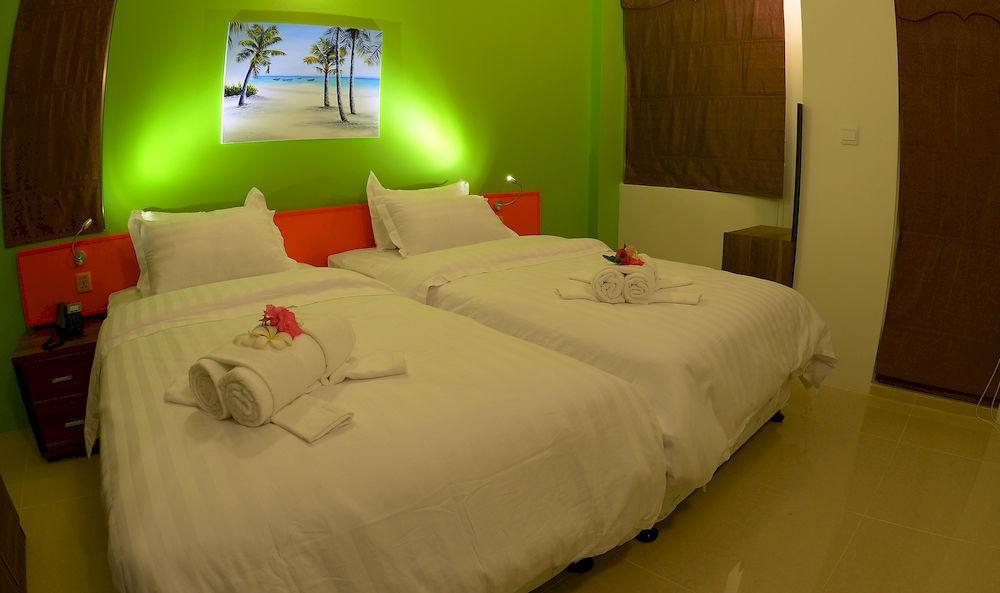 Seahouse Maldives Topdeck Hotel Malé Buitenkant foto