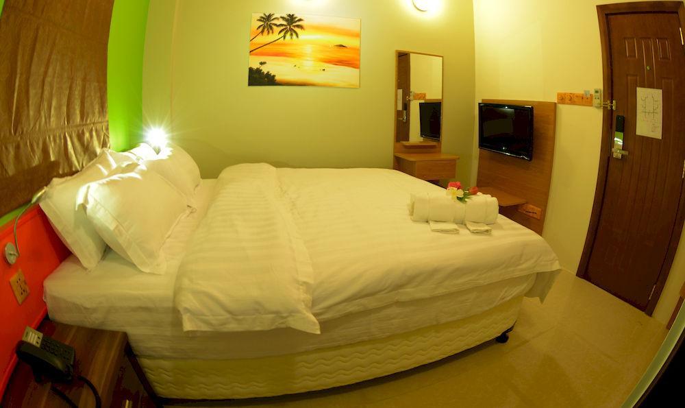 Seahouse Maldives Topdeck Hotel Malé Buitenkant foto